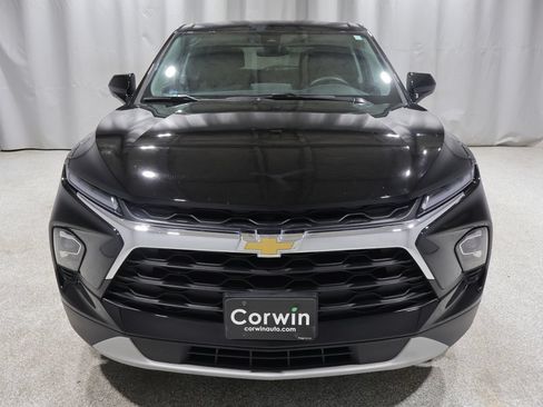Used 2025 Chevrolet Blazer LT AWD/4WD image 8