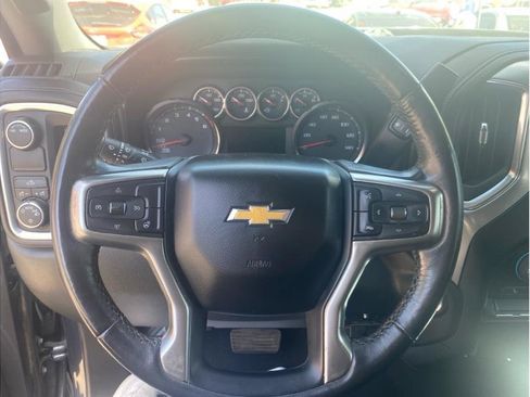 Used 2021 Chevrolet Silverado 1500 LT RWD image 16