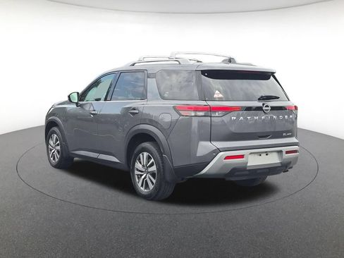 Used 2025 Nissan Pathfinder SL AWD/4WD image 7