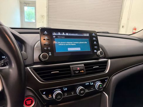 Used 2018 Honda Accord EX-L image 24