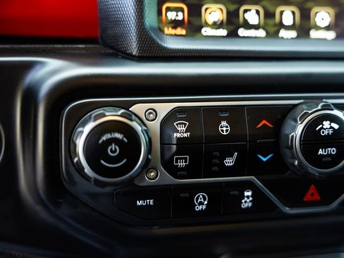 Used 2020 Jeep Wrangler Unlimited Rubicon AWD/4WD image 23