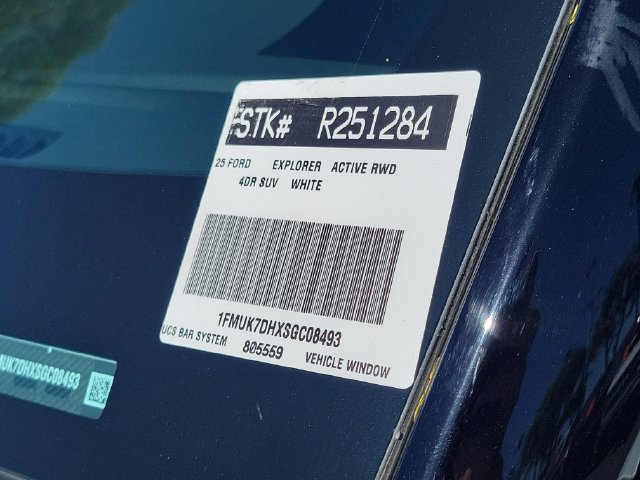 Used 2025 Ford Explorer Active RWD image 30