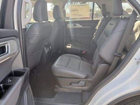 New 2026 Ford Explorer Active AWD/4WD image 26