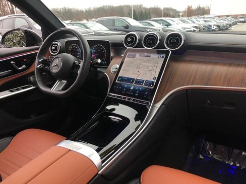 Certified 2023 Mercedes-Benz GLC 300 4MATIC image 19