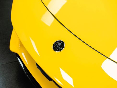 New 2026 Lotus Emira SE RWD image 10