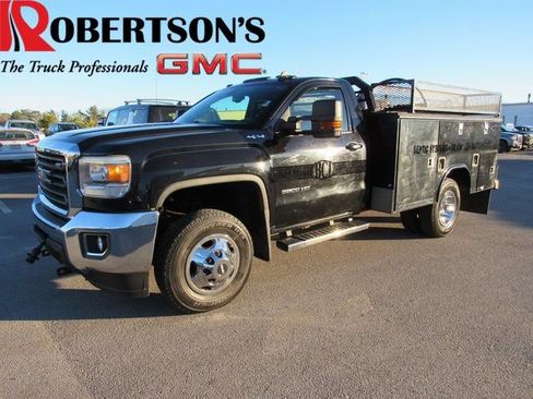 Used 2015 GMC Sierra 3500 SLE w/ SLE Preferred Package image 1
