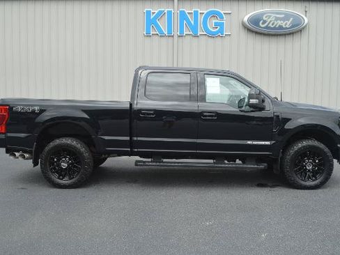Certified 2022 Ford F250 Lariat w/ Black Appearance Package AWD/4WD image 5