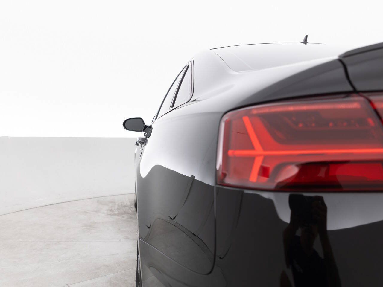 Used 2017 Audi S6 Premium Plus w/ Driver Assistance Package AWD/4WD image 13