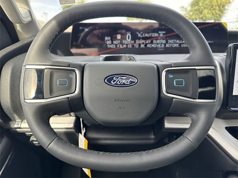 New 2025 Ford Expedition Max Active image 14