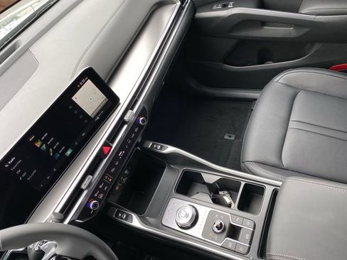 New 2025 Kia Sorento EX image 24