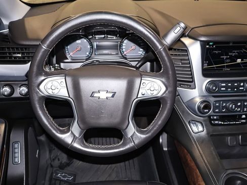 Used 2018 Chevrolet Tahoe LT image 13