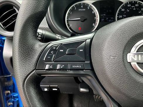 Used 2025 Nissan Kicks Play S FWD image 10