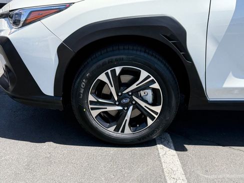 Used 2025 Subaru Crosstrek 2.0i Premium w/ Crosstrek Mirror Package AWD/4WD image 11