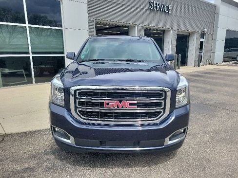 Used 2019 GMC Yukon SLE w/ SLE Value Package AWD/4WD image 2