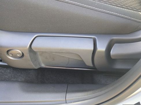 New 2026 Mitsubishi Outlander ES image 18