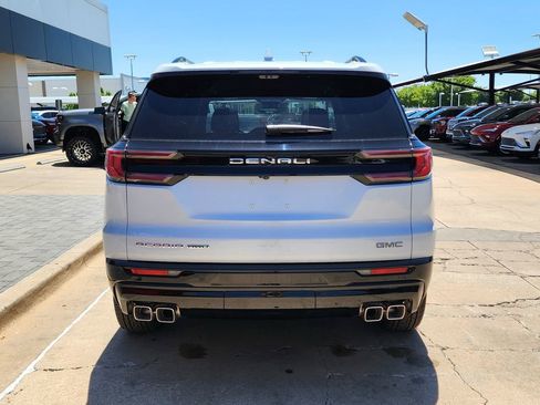 New 2026 GMC Acadia Denali Ultimate AWD/4WD image 5