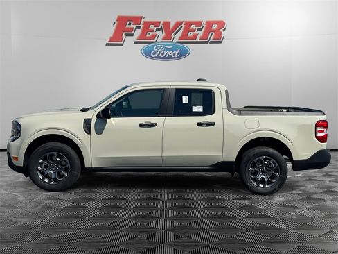 New 2025 Ford Maverick XLT w/ XLT Luxury Package image 4