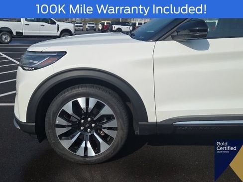 Certified 2025 Ford Explorer Platinum w/ LUX Leather Package AWD/4WD image 20