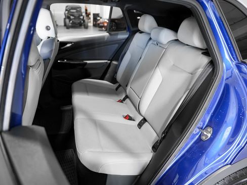 Used 2021 Volkswagen ID.4 Pro S image 29