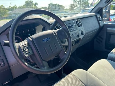 Used 2012 Ford F250 XLT w/ XLT Interior Pkg AWD/4WD image 12