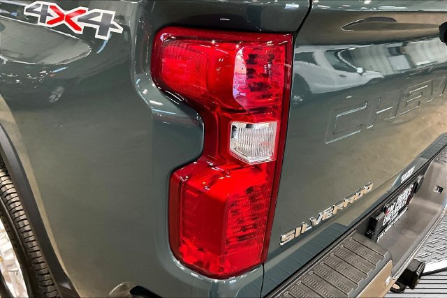 Certified 2025 Chevrolet Silverado 2500 LT w/ All Star Edition AWD/4WD image 23