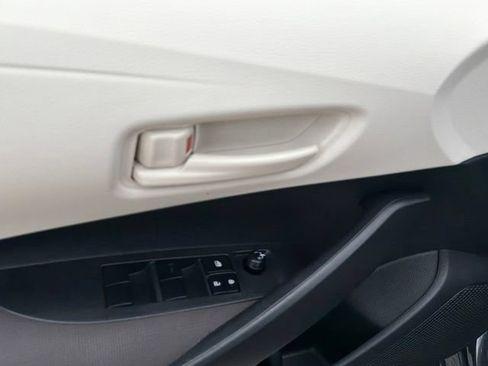 Used 2026 Toyota Corolla LE FWD image 19