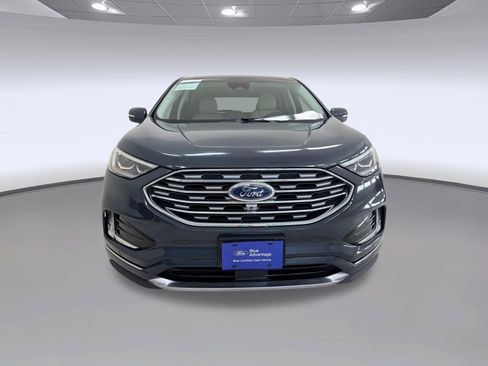 Certified 2019 Ford Edge Titanium w/ Equipment Group 301A FWD image 6