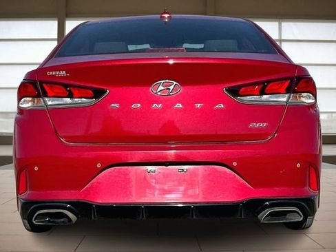 Used 2018 Hyundai Sonata Limited image 4