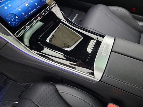 New 2026 Mercedes-Benz CLE 450 4MATIC Coupe image 9
