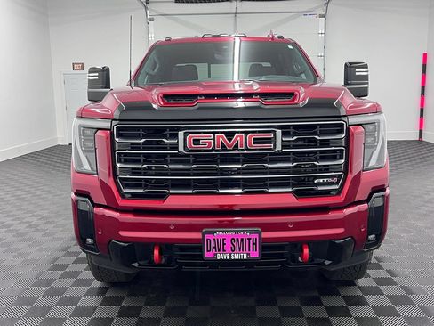 Used 2025 GMC Sierra 3500 AT4 w/ AT4 Premium Plus Package AWD/4WD image 6