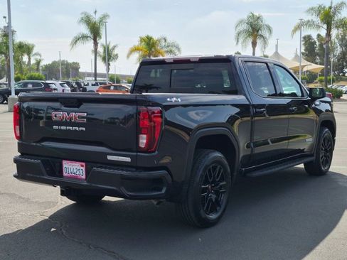 Used 2023 GMC Sierra 1500 Elevation w/ Preferred Package AWD/4WD image 5