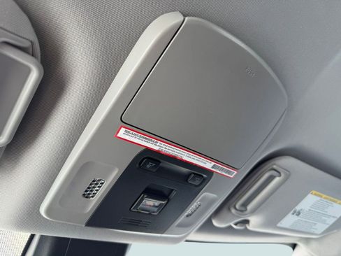 Used 2022 Toyota Camry LE image 16