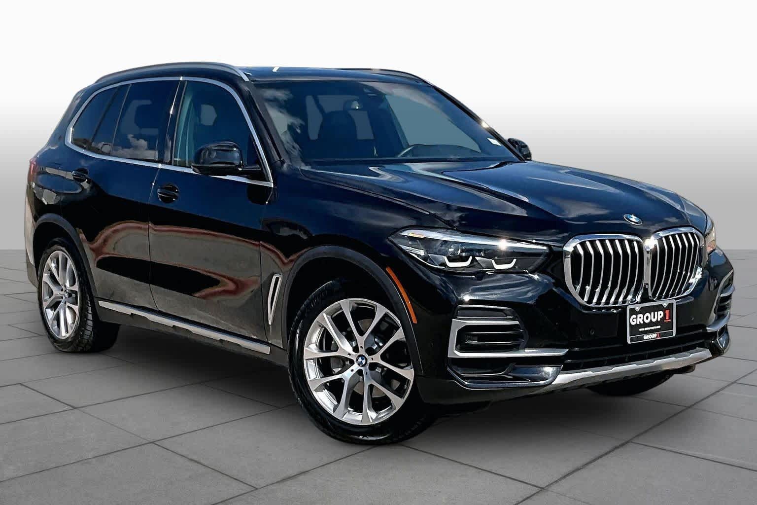 Used 2023 BMW X5 xDrive40i w/ Premium Package AWD/4WD image 3