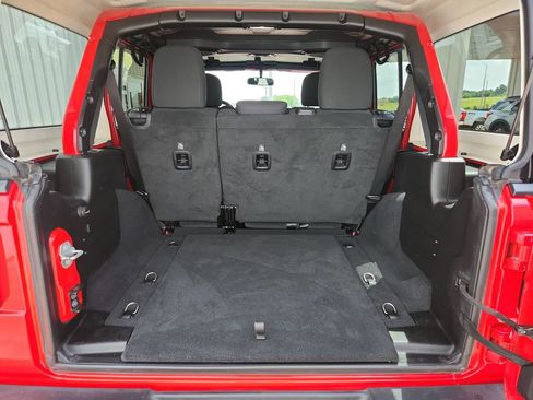 Used 2020 Jeep Wrangler Unlimited Sport AWD/4WD image 15