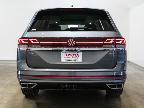 Used 2024 Volkswagen Atlas SEL Premium R-Line AWD/4WD image 8