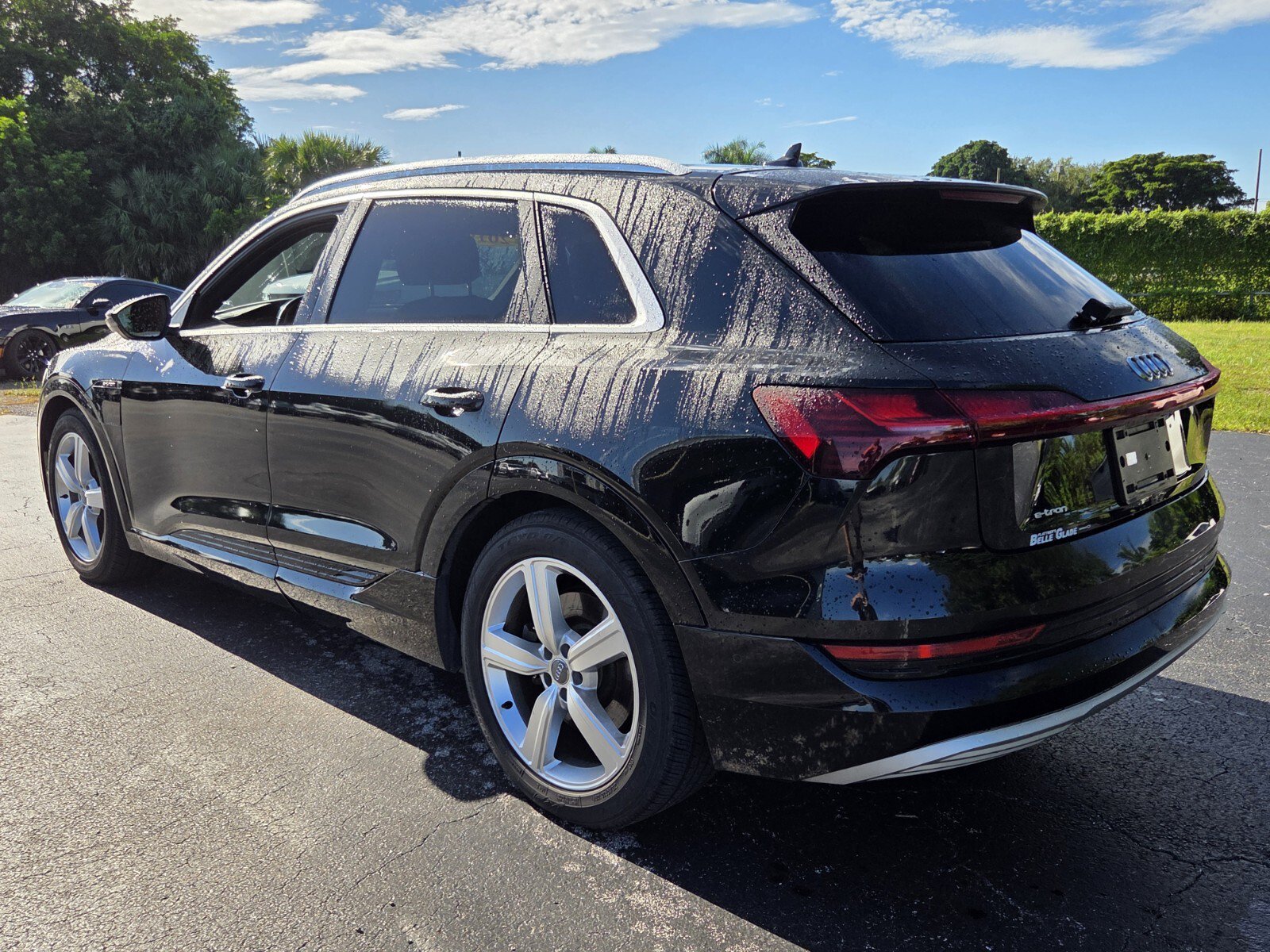 Used 2019 Audi e-tron Premium Plus AWD/4WD image 3