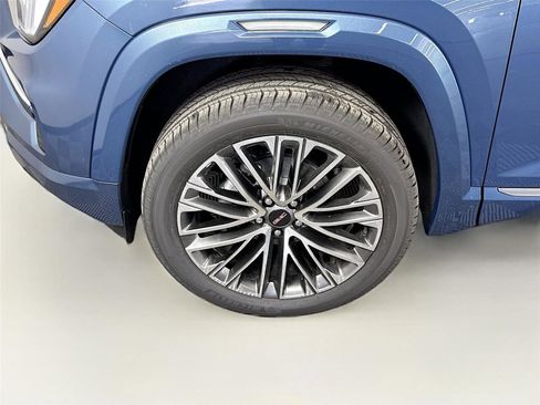 New 2026 GMC Terrain Denali w/ LPO, Floor Liner Package AWD/4WD image 24