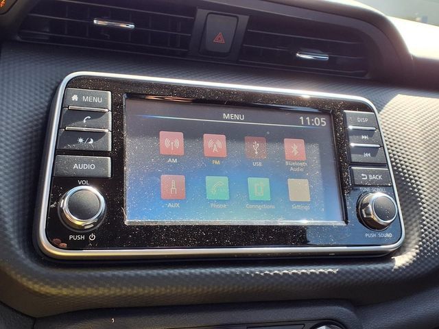 Used 2025 Nissan Kicks Play S FWD image 5