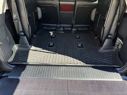 Used 2015 Lexus LX 570 4WD image 74
