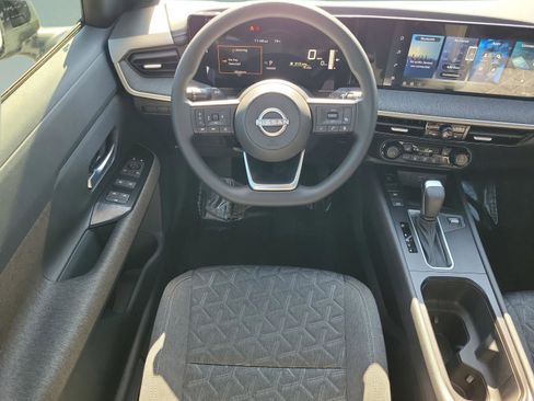 New 2026 Nissan Kicks SV image 9