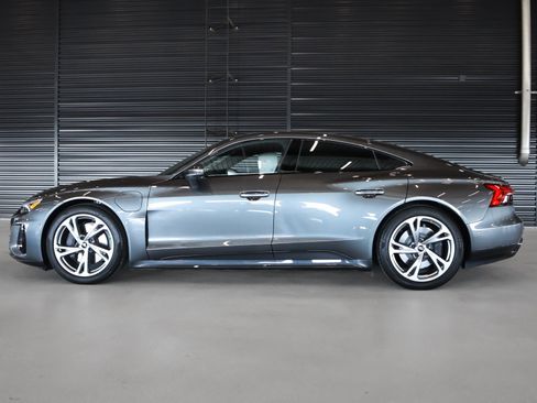 Used 2023 Audi e-tron GT Prestige w/ Prestige Package AWD/4WD image 13