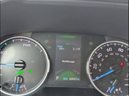 Used 2022 Toyota RAV4 XLE w/ Convenience Package AWD/4WD image 21