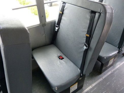 Used 2007 Chevrolet Express 3500 w/ School Bus Package image 25