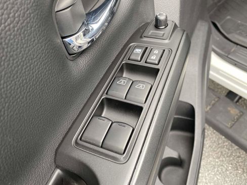 Used 2023 Nissan Titan PRO-4X w/ Off Road Protection Package image 21