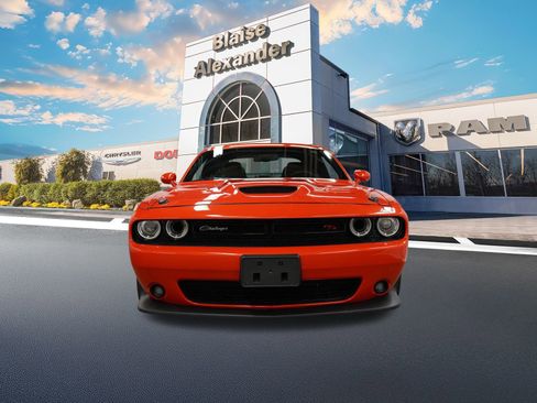 Used 2022 Dodge Challenger R/T Scat Pack w/ 1320 Drag Pack image 11