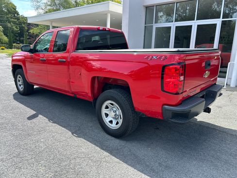 Used 2019 Chevrolet Silverado 1500 W/T w/ WT Convenience Package AWD/4WD image 25
