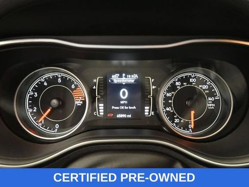 Used 2020 Jeep Cherokee Latitude Plus AWD/4WD image 15