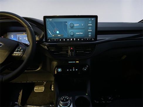 Used 2024 Ford Escape ST-Line w/ Tech Pack #1 image 11