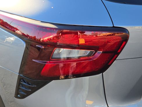 New 2026 Chevrolet Trax LT w/ LT Convenience Package image 21