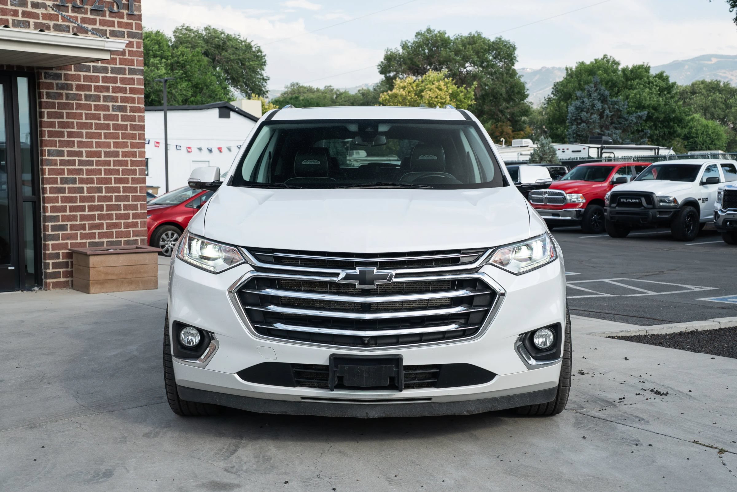 Used 2020 Chevrolet Traverse High Country AWD/4WD image 2